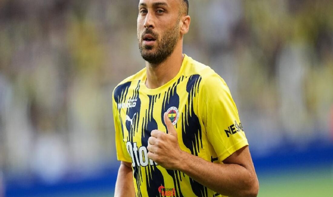 Fenerbahçe'de Cenk Tosun'un Japonya'ya transfer iptal oldu. Takımdaki sakatlıkların artması