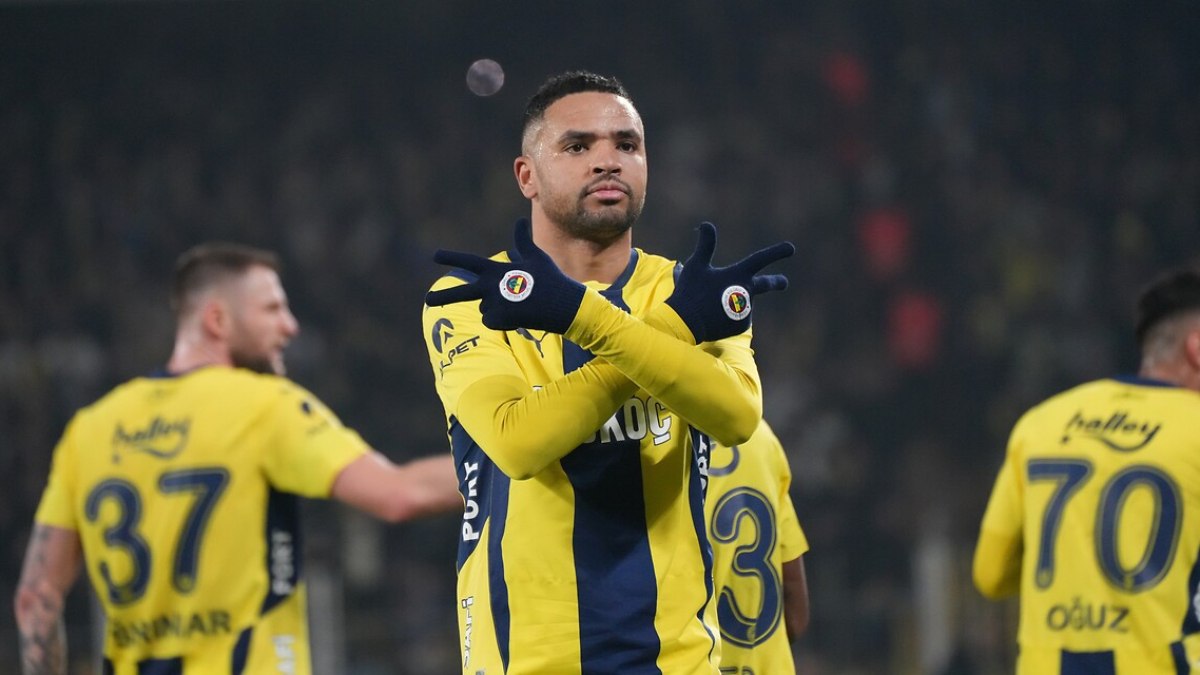 Sarı-lacivertlilerin Faslı golcüsü Youssef En Nesyri, Samsunspor maçında ağları havalandırması