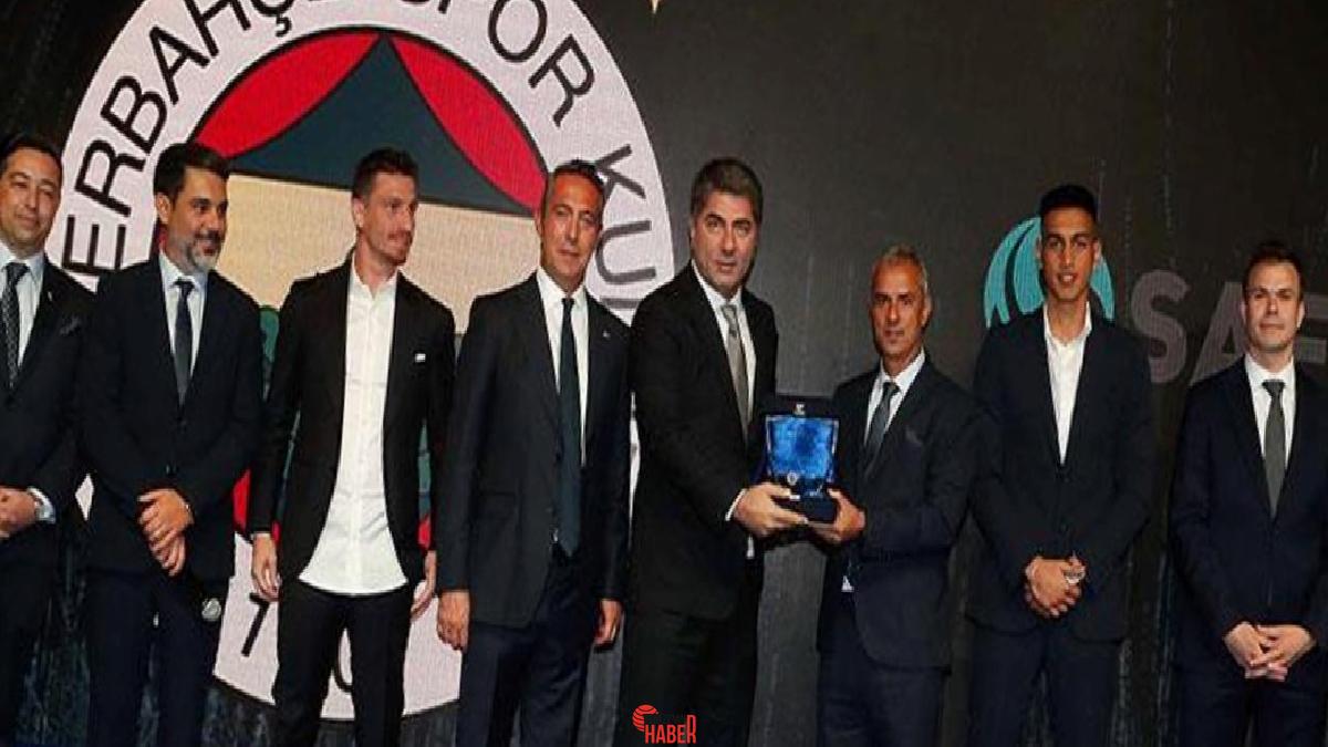 Harika Lig'in 26. haftasında oynanan Fenerbahçe, Antalyaspor'u 3-0 mağlup ettiği