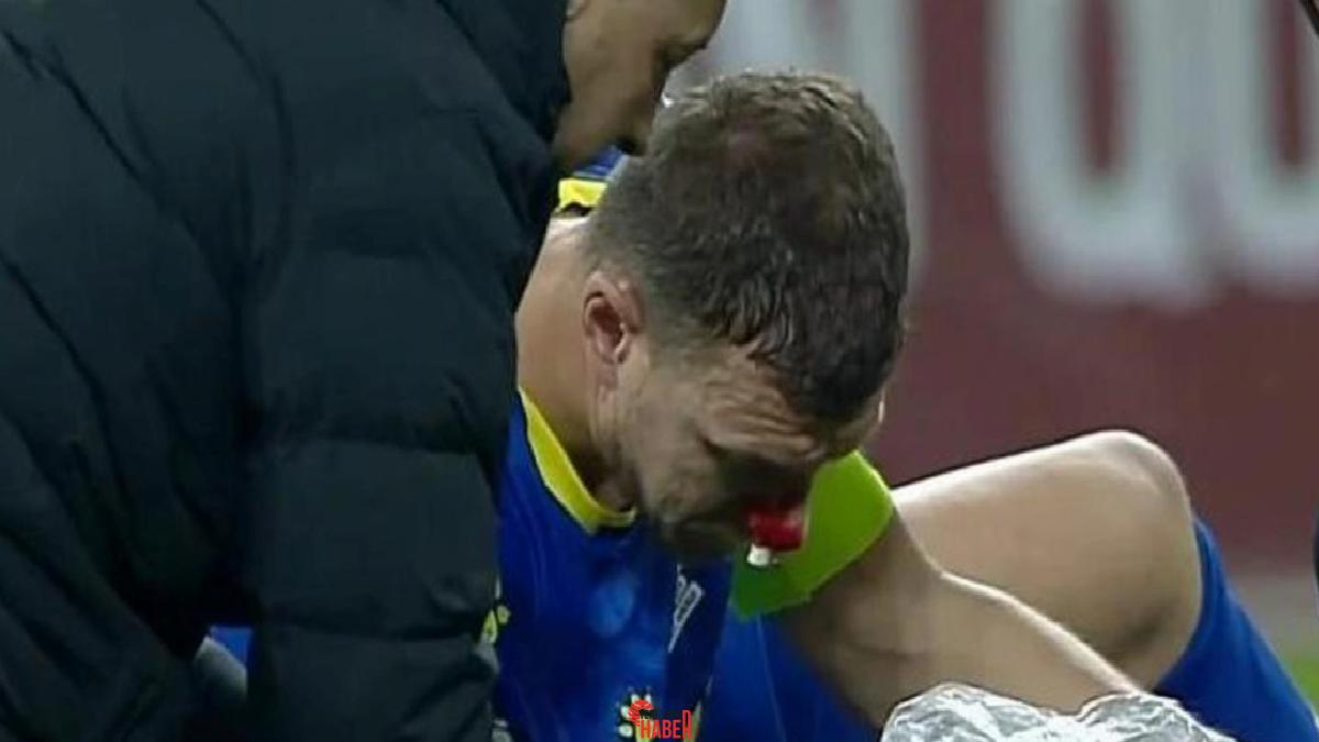 Fenerbahçe'nin yıldızı Edin Dzeko, Bosna Hersek Milli Takımı'nın Romanya ile