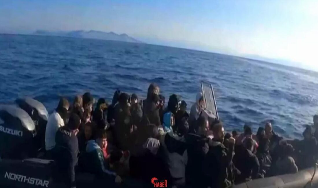 Muğla'nın Fethiye açıklarında 29'u çocuk toplam 64 göçmen ve 2