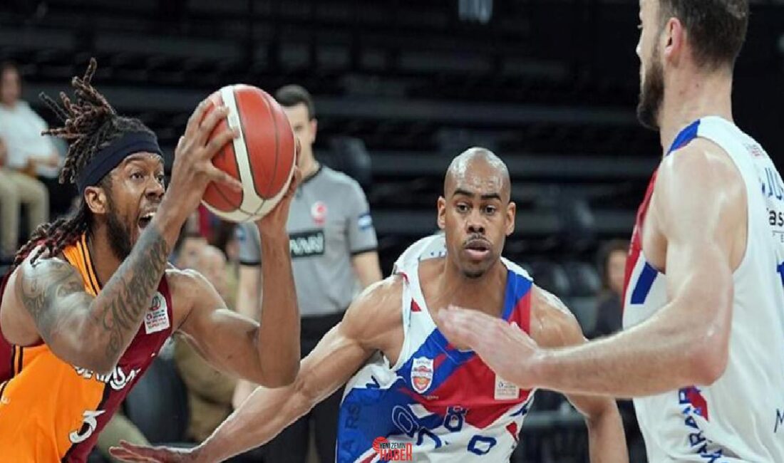 Basketbol Muhteşem Ligi'nin 23. haftasında Büyükçekmece Basketbol, deplasmanda karşılaştığı Galatasaray'ı