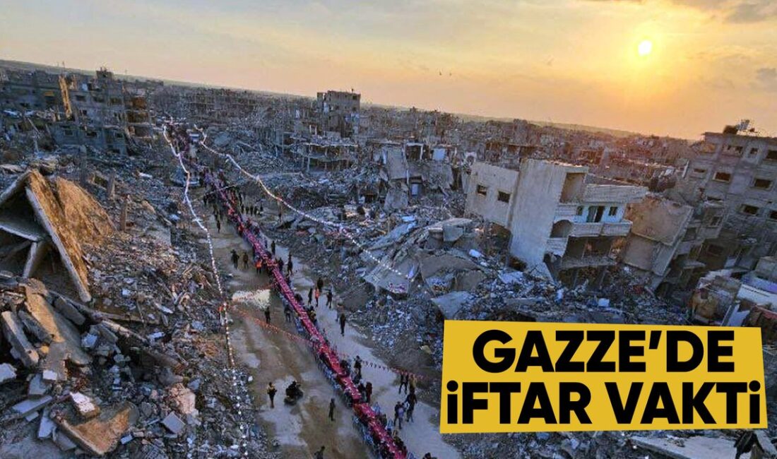 İsrail ile yapılan ateşkes sonrası Gazze'ye dönen Filistinliler, Ramazan'ın birinci