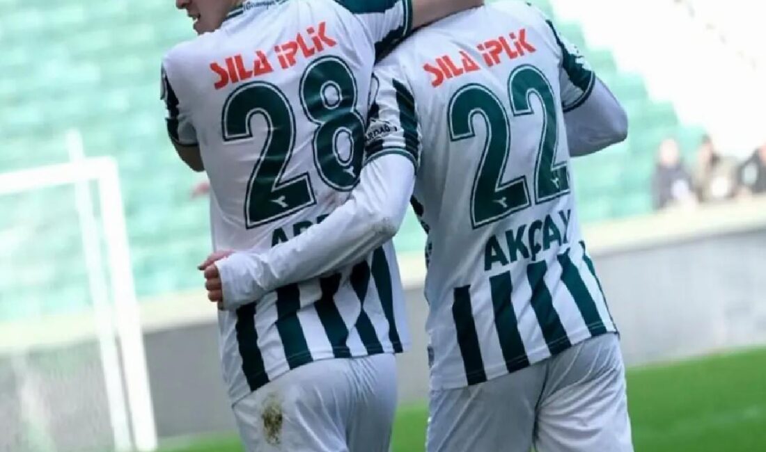 TFF 2. Lig Kırmızı Küme 24. hafta maçında Giresunspor, konuk