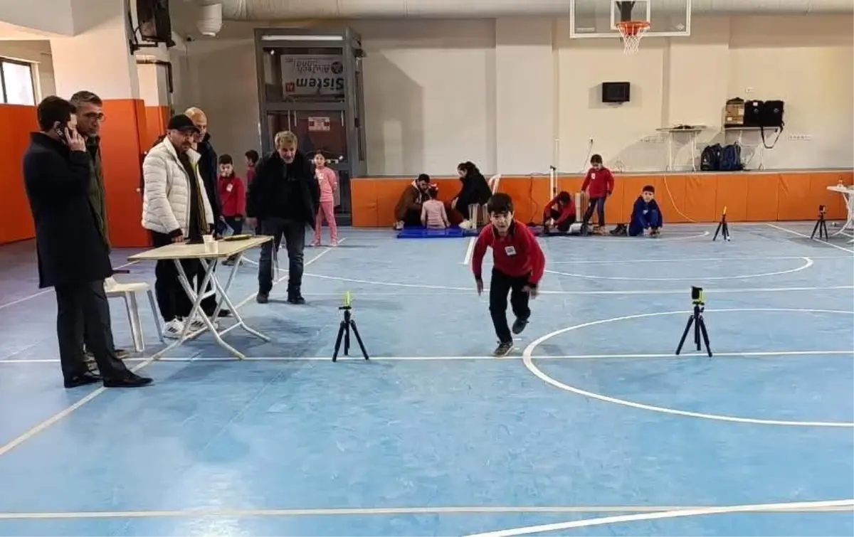 Gölbaşı'nda 644 ilkokul 3. sınıf öğrencisi, sportif yetenek taramasına alındı.