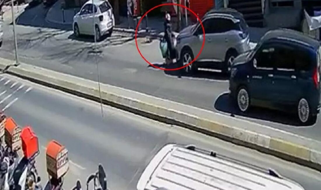 Avcılar'da yolun karşısına geçmek isteyen bayana araba çarptı. Hafif yaralanan