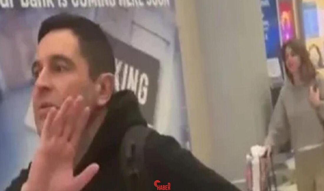 Açılan babalık davası sonucunda küçük Uzay'ın resmen Hacı Sabancı, eşi