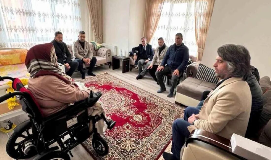 Hacılar Belediye Başkanı Bilal Özdoğan, Ramazan'da gereksinim sahibi vatandaşlara akülü