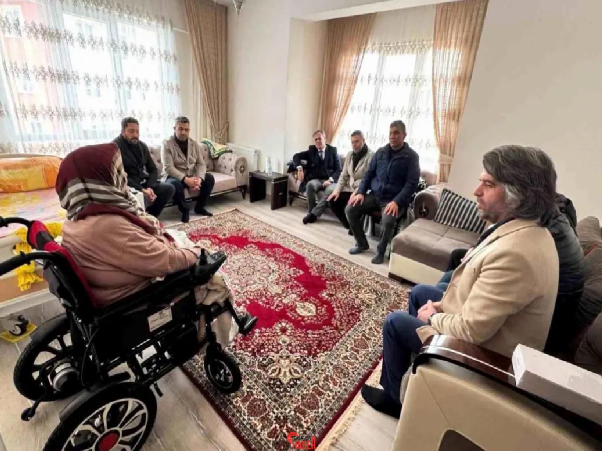 Hacılar Belediye Başkanı Bilal Özdoğan, Ramazan'da gereksinim sahibi vatandaşlara akülü