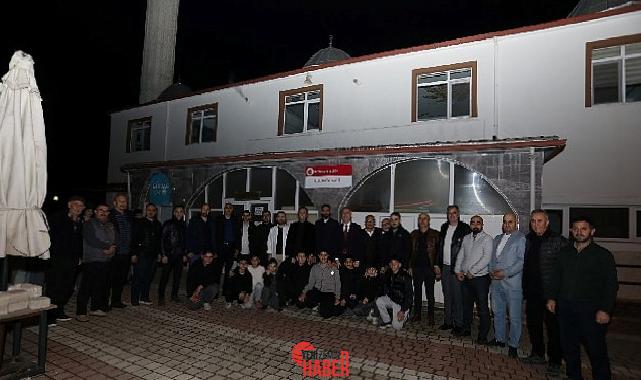 İnegöl Belediyesi’nin teravih programları kapsamında Perşembe akşamı Hafız Ahmet Yüksel