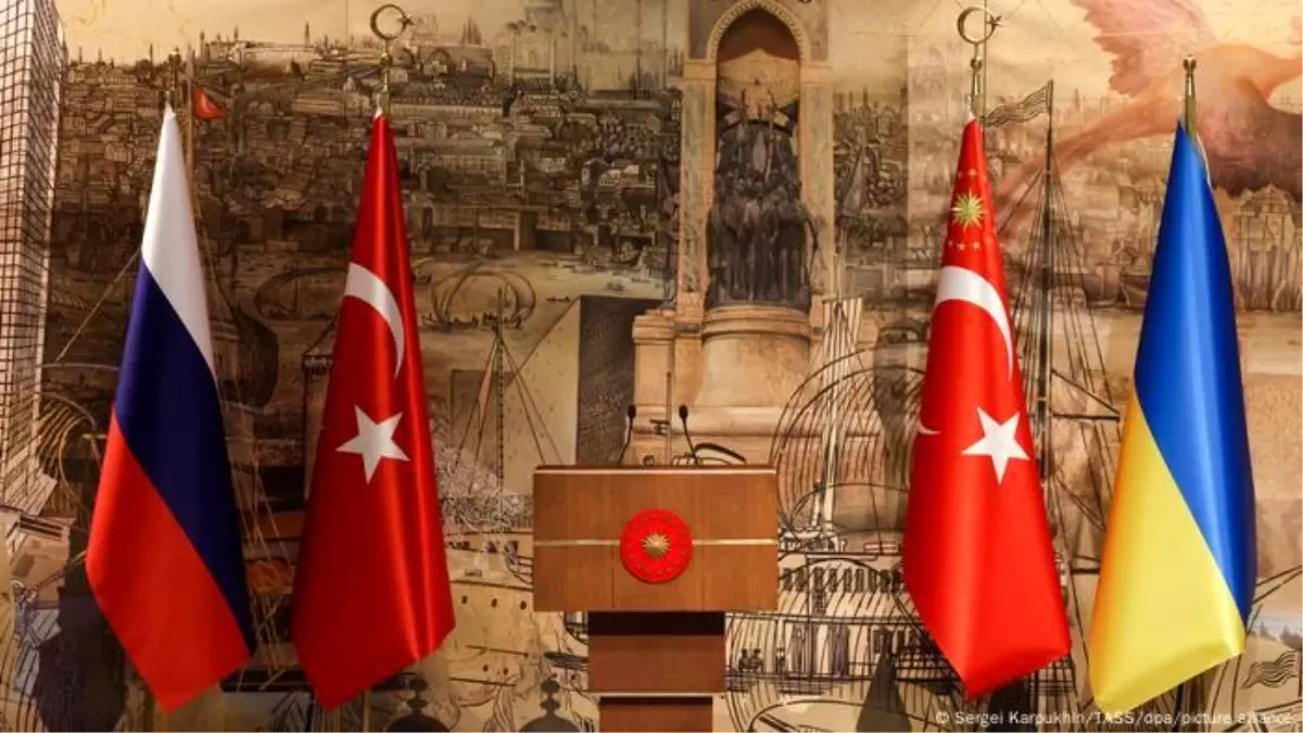 Dışişleri Bakanı Fidan, Londra'da Ukrayna doruğuna katılacak ve Türkiye’nin barış