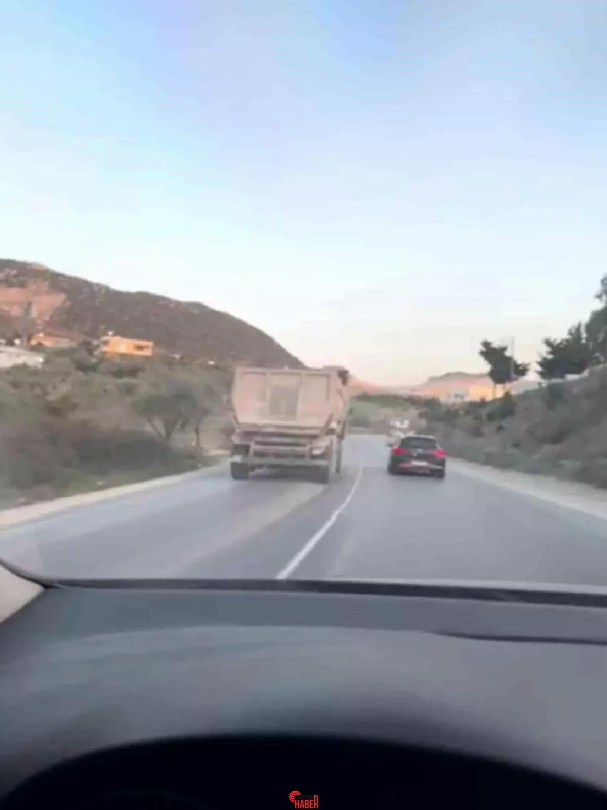 Hatay'da 120 km/s süratle araba sollayan kamyon şoförüne 4.334 TL