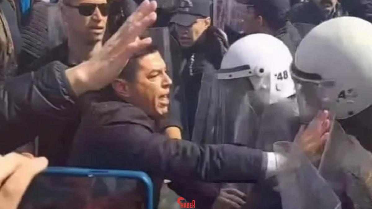 Ekrem İmamoğlu'na destek yürüyüşü için Muğla Adliyesi önünde toplanan partililer