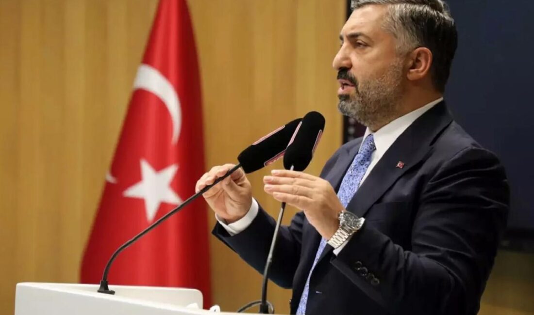 İBB Başkanı Ekrem İmamoğlu'nun terör ve yolsuzluk soruşturmasında gözaltına alınmasının