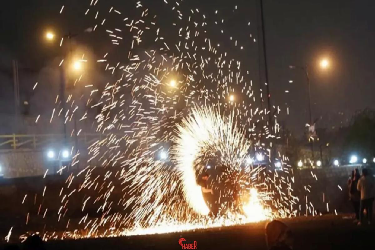 İran'da Hicri Şemsi takvime göre yapılan 'Çarşamba Suri' kutlamalarında yaşanan