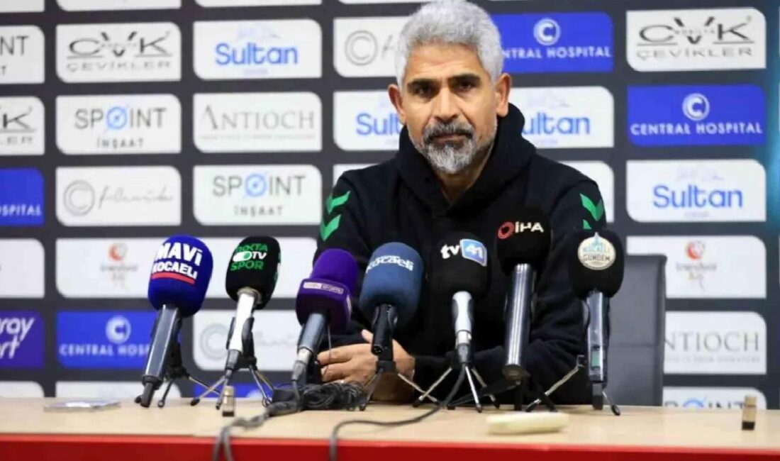 Kocaelispor, Ümraniyespor ile 1-1 berabere kaldı. Taşdemir, ikinci yarıdaki performansından