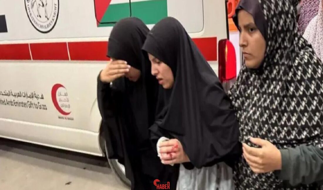 İsrail ordusu, ateşkes sonrası Gazze'ye en geniş hava hücumlarını düzenlemekte,