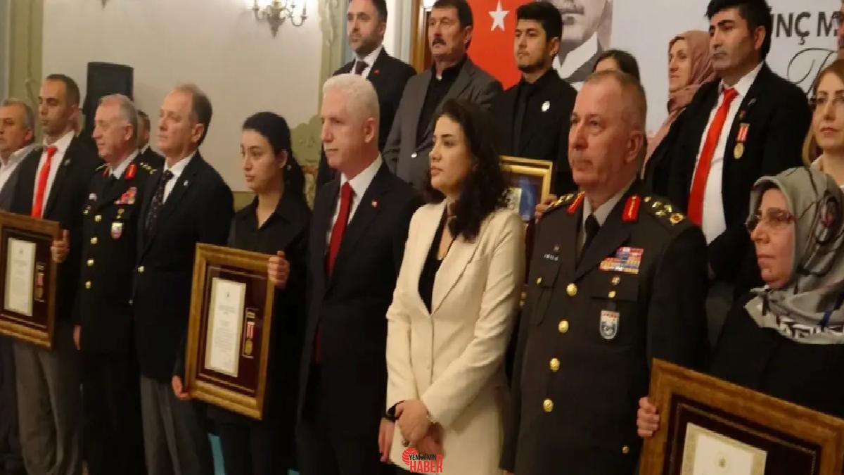 İstanbul Valiliği'nde 18 Mart Çanakkale Zaferi ve Şehitleri Anma Günü