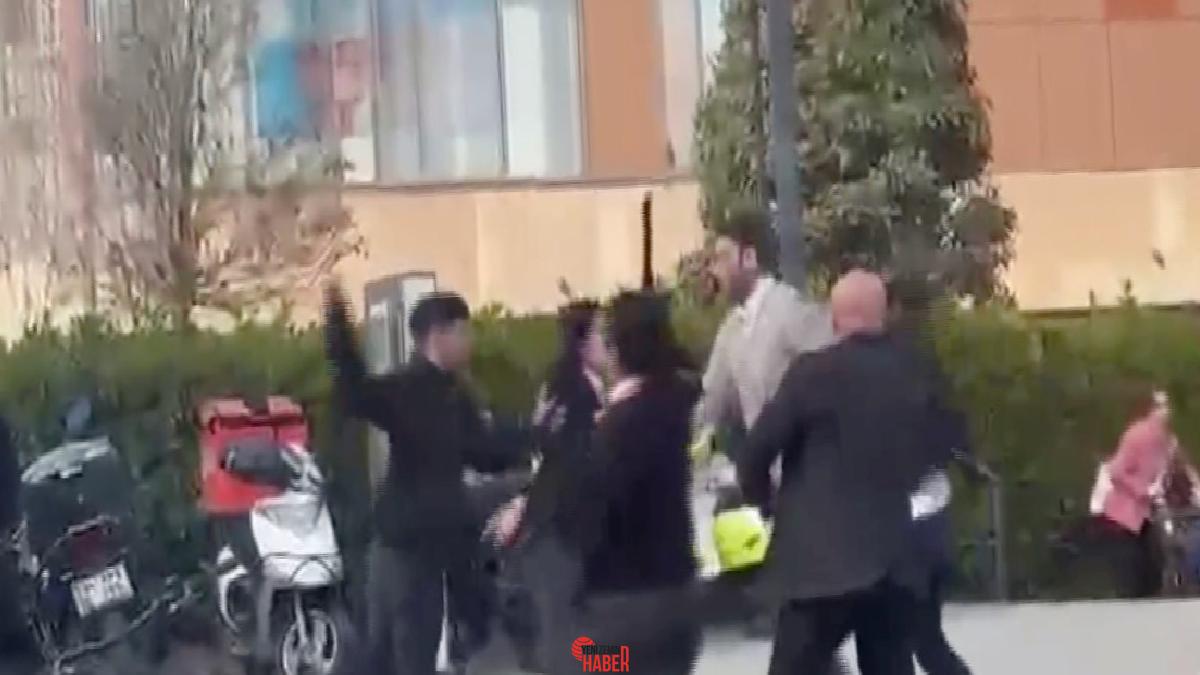 Maltepe’de alışveriş merkezinde bir şahıs, kuşkulu poşet taşıyan şahısları güvenlik