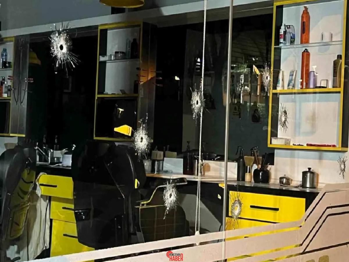 Bağcılar'da berber dükkanına akın düzenlendi, iş yeri sahibi ağır yaralandı,