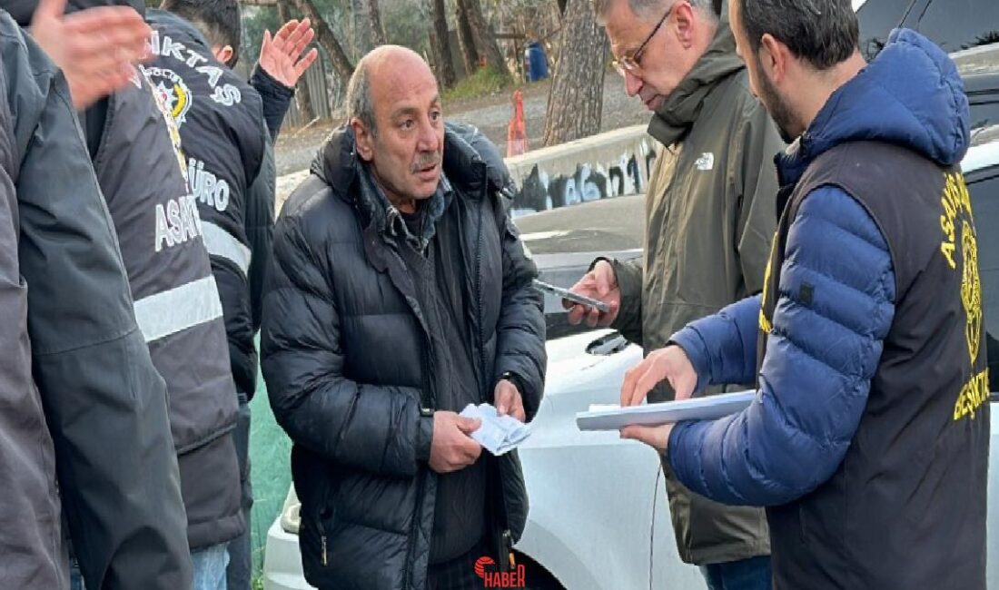 Beşiktaş'da gerçekleştirilen cümbüş yeri ve kafelerin valelerine yönelik kontrolde, evraksız