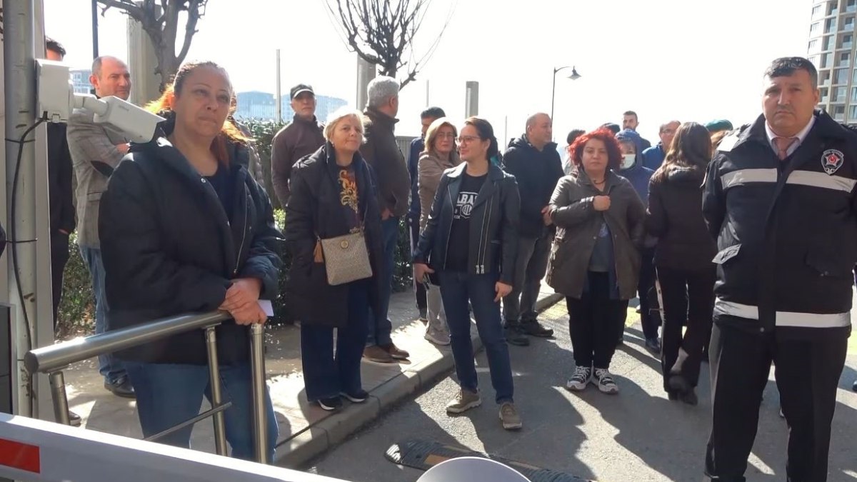 Tuzla'da bir sitenin idaresi, aidatlara yüzde 70 oranında artırım yaptı.