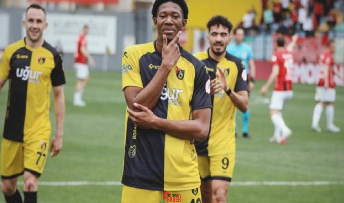 Bu dönem İstanbulspor formasıyla sergilediği etkileyici performansla dikkatleri üzerine çeken