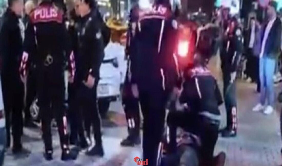 Bornova ilçesinde kamuya ilişkin alana aracını park etmek isteyen polis