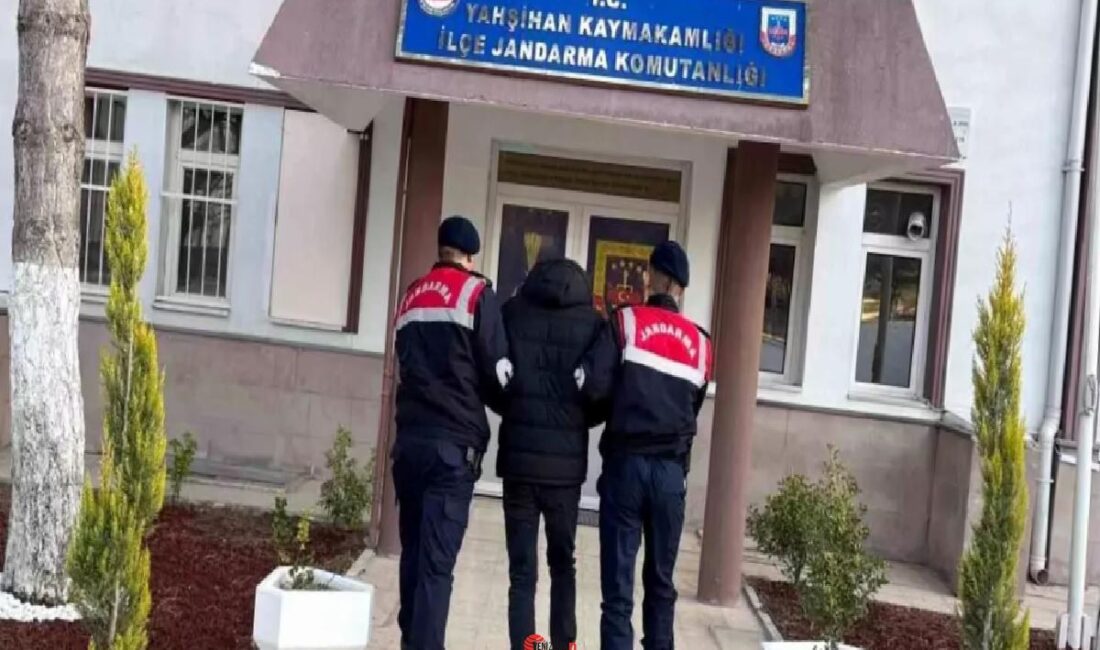 Kırıkkale'de çeşitli hatalardan aranan 3 hükümlü yakalanarak cezaevine teslim edildi.