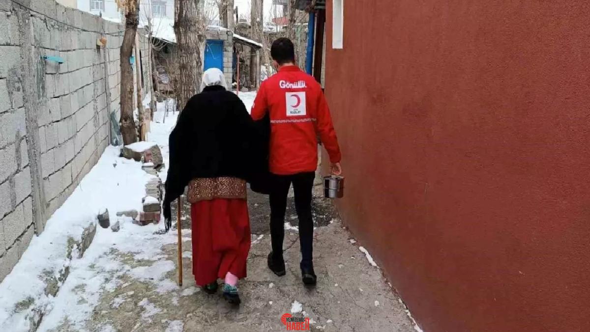 Kızılay Ağrı Şubesi, 4,450 gereksinim sahibine ramazan boyunca meskenlerine iftar