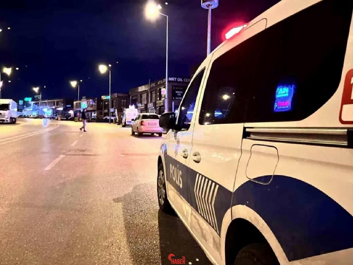 Konya'da hasımlık nedeniyle çıkan hengamede 2 kişi yaralandı, kuşkulu aranıyor.