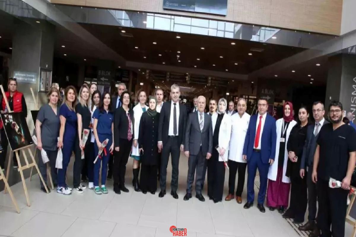 Bursa Büyükşehir Belediye Başkanı Mustafa Bozbey, 14 Mart Tıp Bayramı