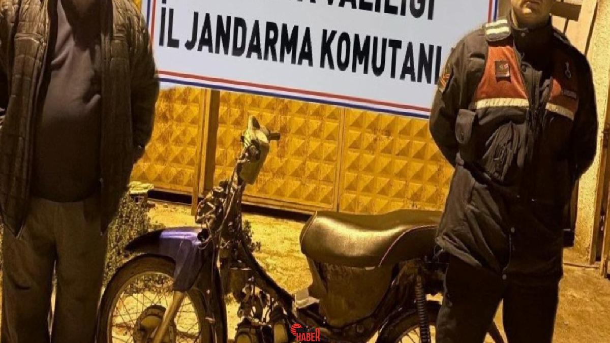 Hacıbektaşlı ve Durasıllı Mahallesi'nde hırsızlar tarafından çalınan 2 motosiklet, jandarma