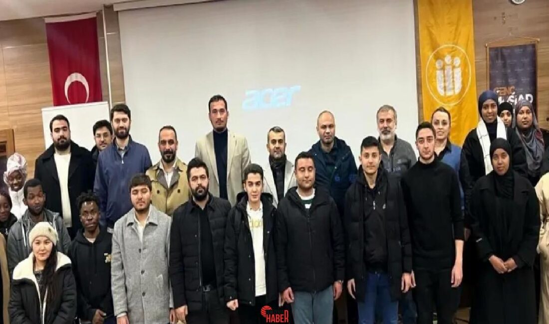İnönü Üniversitesi ve MÜSİAD iş birliğiyle düzenlenen 'Hızlandırılmış Dış Ticaret