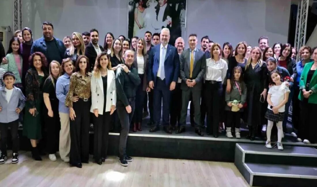 Menemen Belediye Başkanı Aydın Pehlivan, 14 Mart Tıp Bayramı vesilesiyle