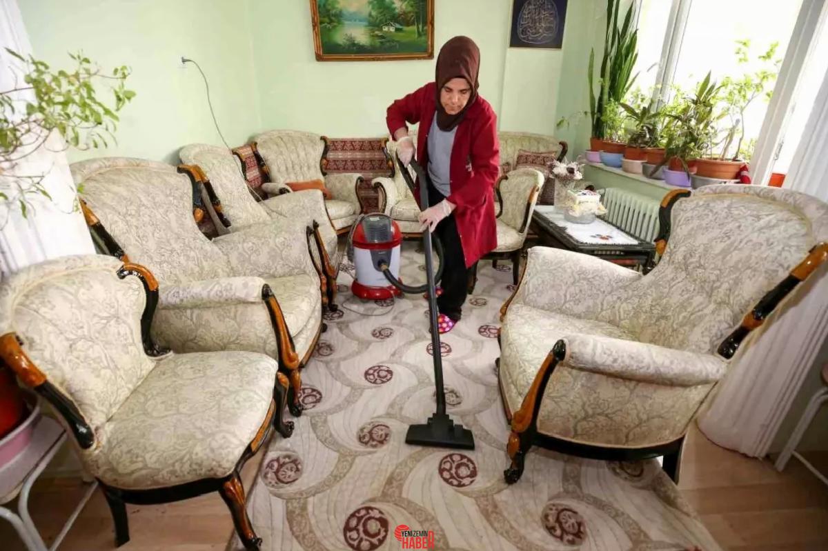 Konya'nın Meram İlçesi, yalnız yaşayan yaşlı ve geliri olmayan vatandaşlar
