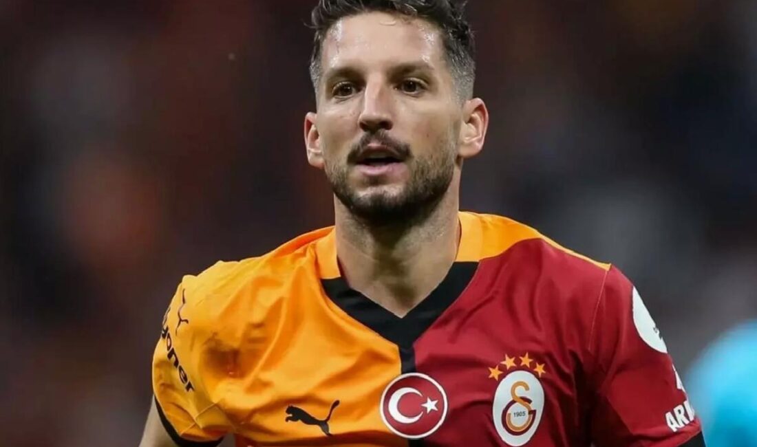 Galatasaray'da son 3 lig maçında kulübede başlayan Dries Mertens'in durumu