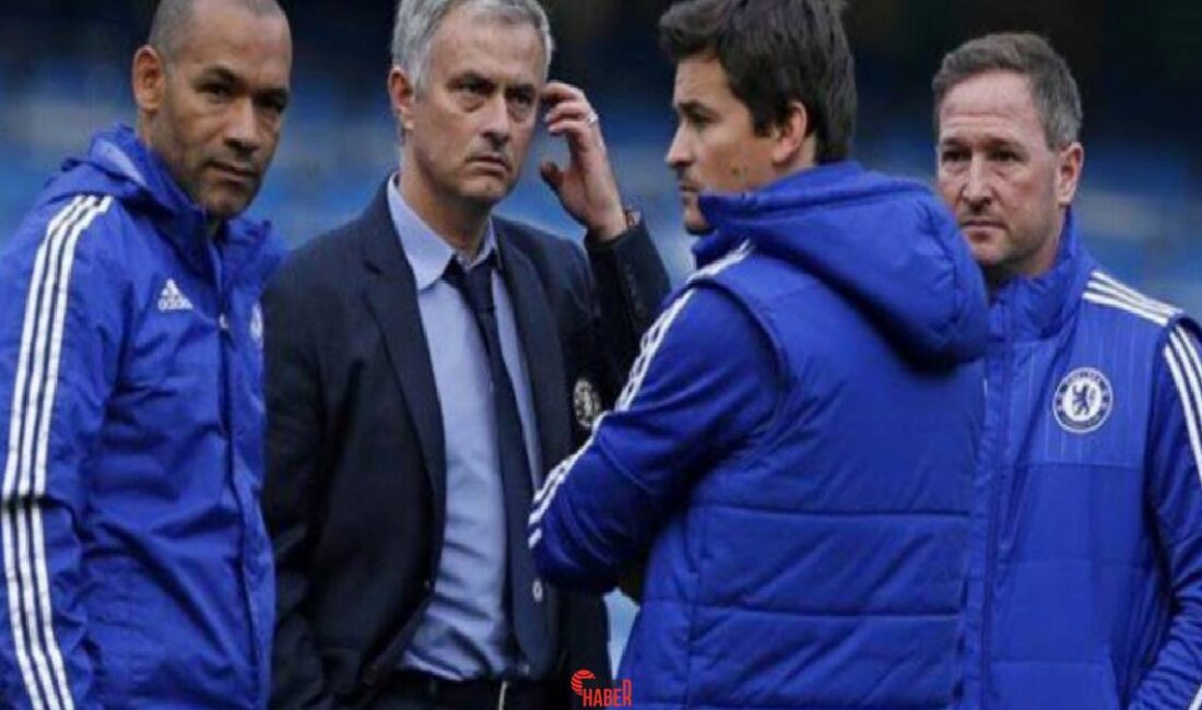 Uzun yıllar birlikte çalışan Fenerbahçe Teknik Yöneticisi Jose Mourinho ile