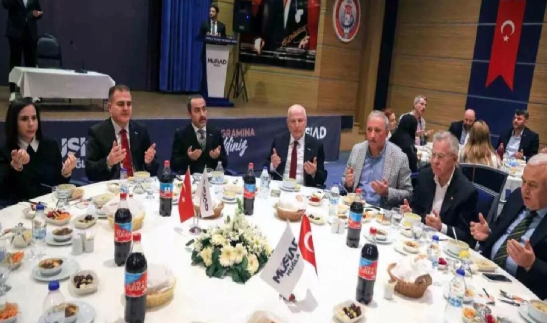 MÜSİAD Muğla Şubesi, sevgi konutlarındaki çocuklar için iftar programı düzenledi.
