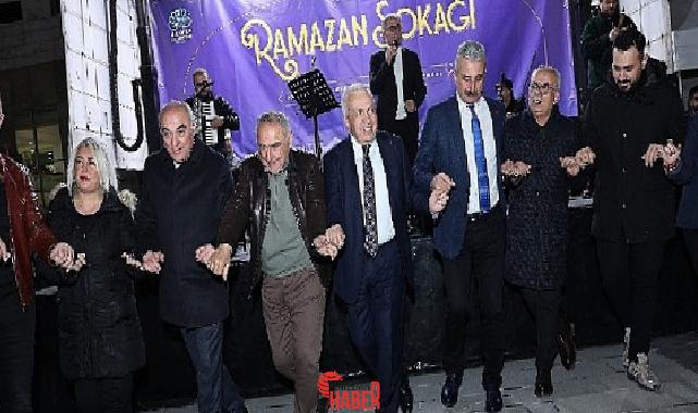 Nilüfer Belediyesi’nin düzenlediği Ramazan Sokağı’nda Artvin rüzgârı esti. Artvin Vakfı’nın,