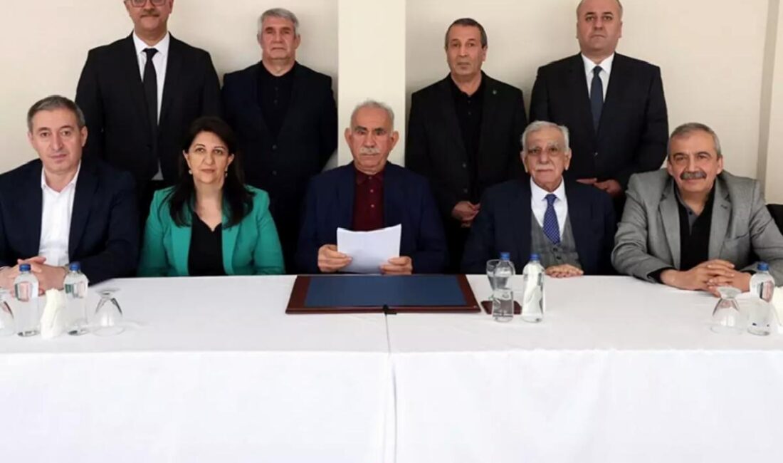 MHP lideri Bahçeli'nin "Terörsüz Türkiye" mesajıyla başlayan süreç teröristbaşı Öcalan'ın