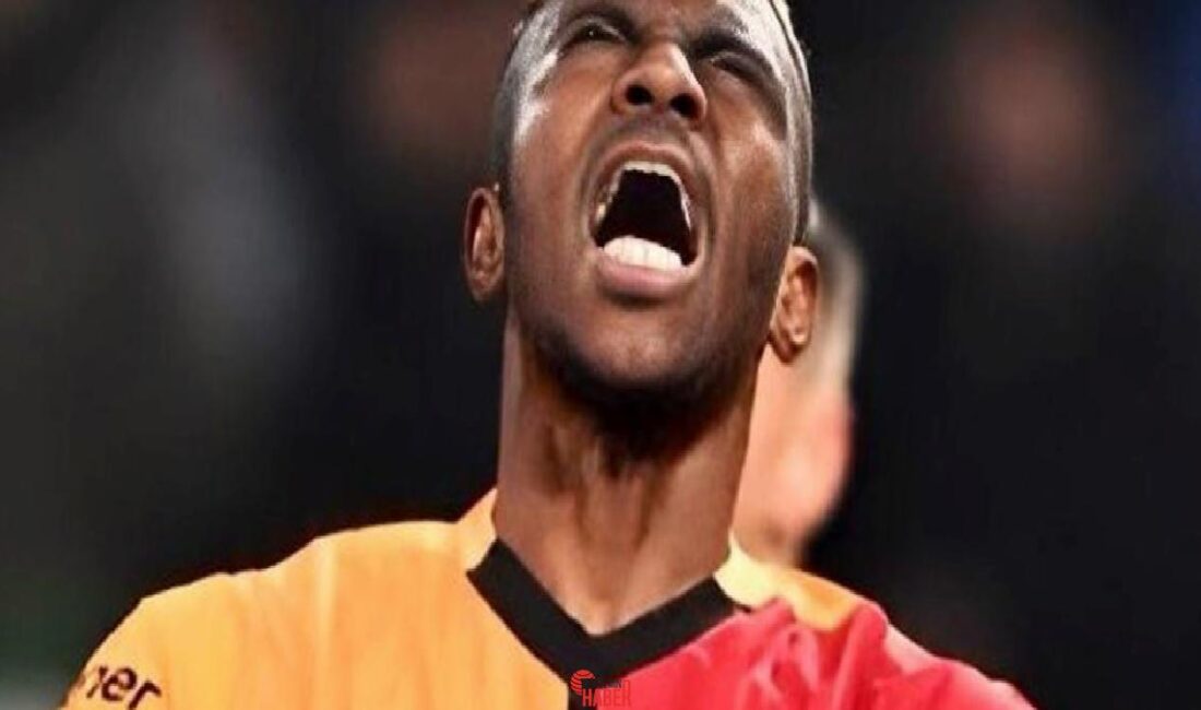 Galatasaray'da geleceği merak edilen ve takımda kalıp kalmayacağı belli olmayan
