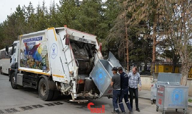 Kahramankazan Belediyesi Temizlik İşleri Müdürlüğü takımları, ilçedeki etraf paklığı ve