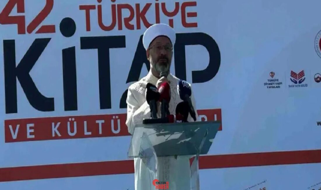 Ali Erbaş, Ramazan hutbesinde kin ve kırgınlıkların sonlanmasını istedi.