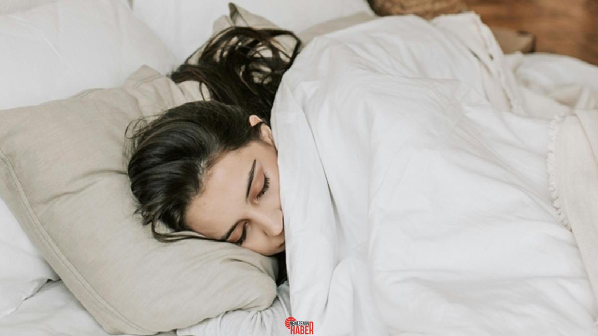 Ramazan'da da uyku düzenimizi korumaya dikkat etmemiz gerekiyor. Tüm günü