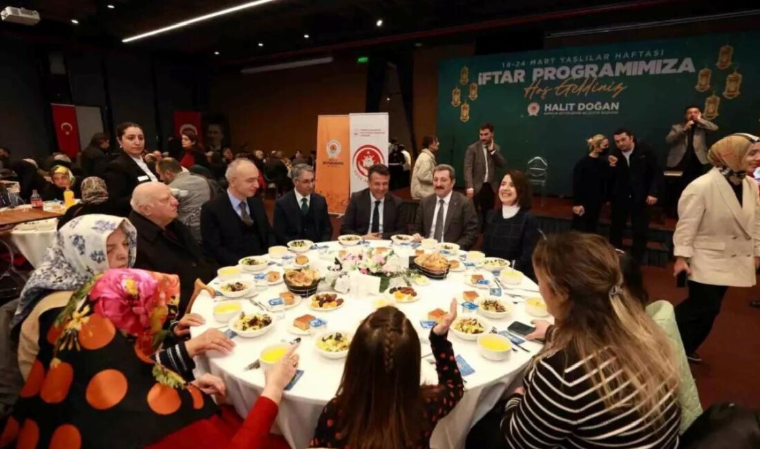 Samsun Valisi Orhan Tavlı, 'Yaşlılara Saygı Haftası' aktiflikleri çerçevesinde düzenlenen