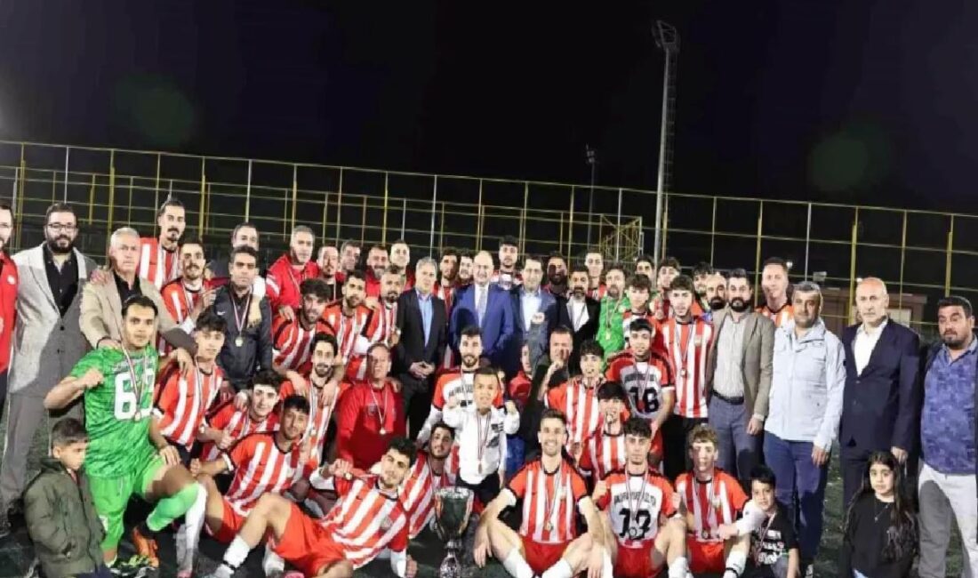 Harika Amatör Ligi'ni namağlup tamamlayan Şanlıurfa Büyükşehir Belediyespor, Badıllı Spor'u