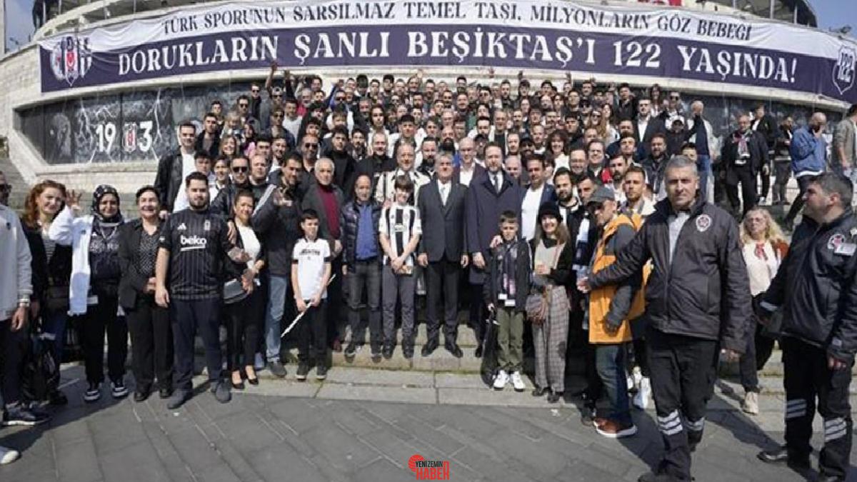 Beşiktaş'ta klasik bayramlaşma merasimi; lider Serdal Adalı, ikinci lider Hakan