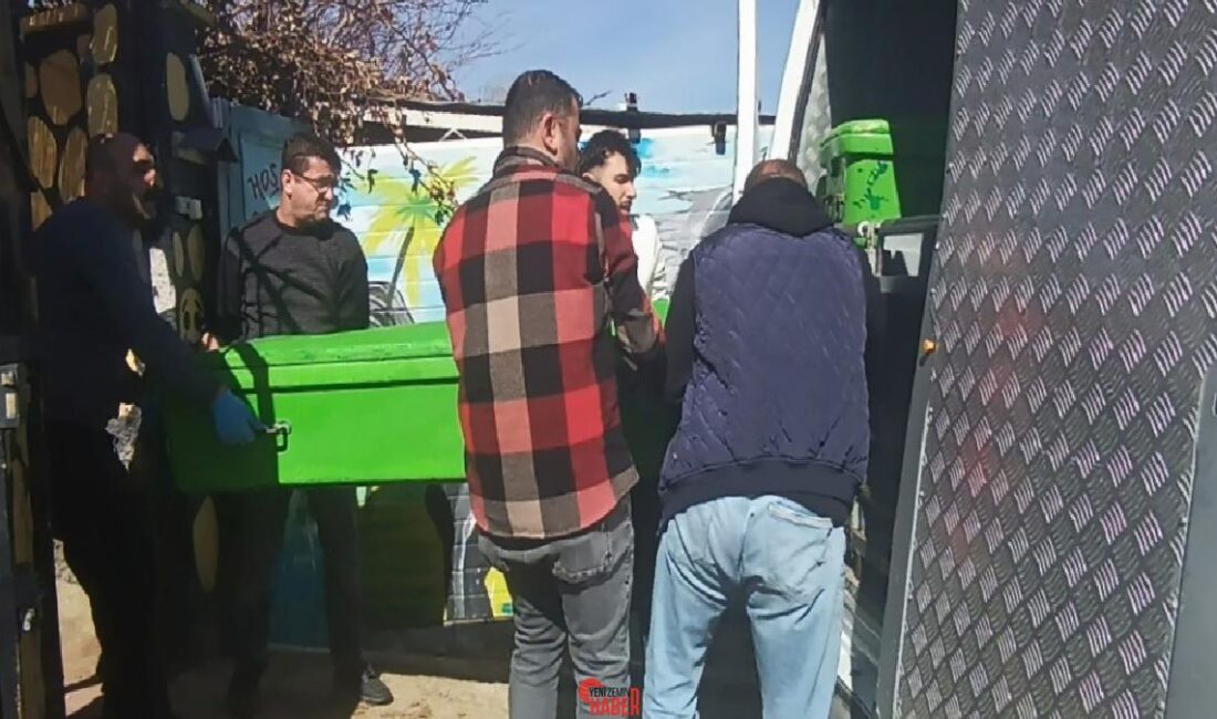 Kent merkezinde bulunan ahırlar bölgesinde komşuları, haber alamadıkları yabancı asıllı