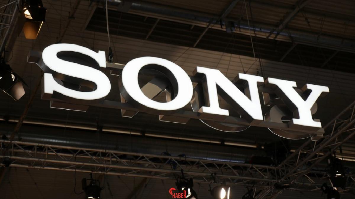 Sony, akıllı telefon kamera pazarında ezeli rakibi Samsung'a meydan okumaya